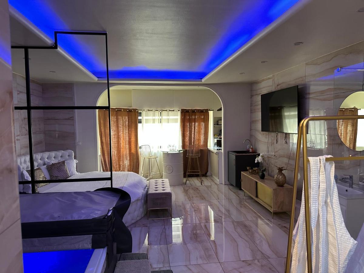 Apartamento Golden House - Jacuzzi Ruan